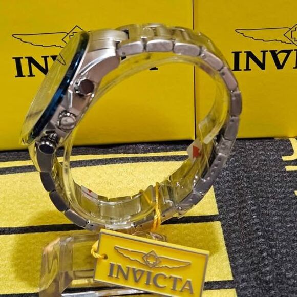 Invicta Men’s Chronograph Watch – Blue World Time Dial – 50M Water Resist - Picture 4 of 6